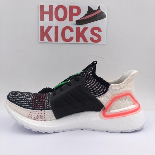 Ultra Boost 5.0 Core Black Active Red